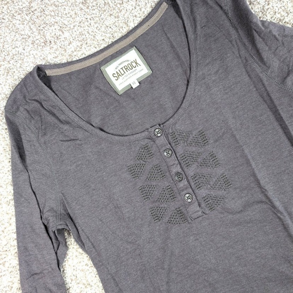 Saltrock Top Womens Size 14 Long Sleeve Henley Gray Studded Embellished Casual